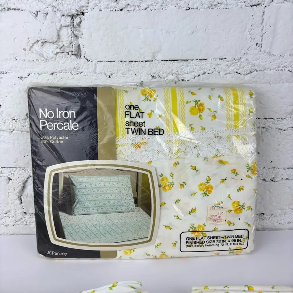 Vtg. J.C. Penny Floral Fashion Manor 2 Sheets and 1 Pillowcase